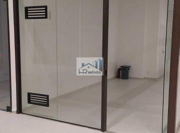 Comercial · 26m² · Loja para alugar no bairro Centro - Balneário Piçarras/SC