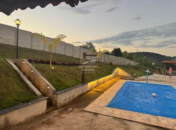 Rural · 1900m² · 2 Quartos · Lindo Sítio todo Cercado á Venda com Suíte, Piscina, Área Gourmet e Pomar Frutífero em Itatiaiuçu Me