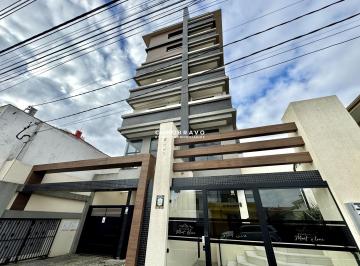 Apartamento · 187m² · 3 Quartos · 3 Vagas · Apartamento Duplex 3 quartos suíte, 3 vagas no centro de São José dos Pinhais