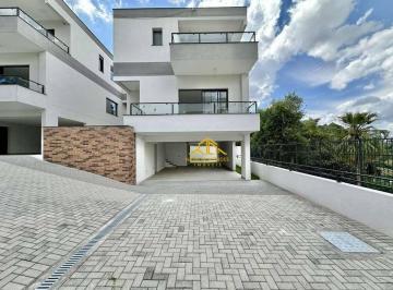 b8e9f4ddf2687043726671ee7a4d725c6564d152 · Casa com 4 dormitórios à venda, 326 m² por R$ 2.240.000 - Granja Viana - Carapicuíba/SP