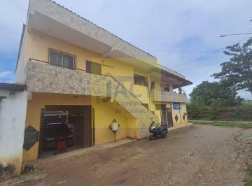 Casa · 136m² · 5 Quartos · 2 Vagas · Casa em Timbaúba, 5qts,1st,varanda,10 vgs, sl d festas,quintal, ac financiamento