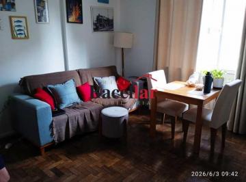 Apartamento · 72m² · 2 Quartos · Apartamento 2 quartos ótima planta próximo ao Sesc Tijuca