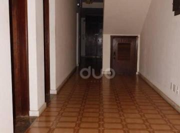 Casa · 295m² · 7 Quartos · 4 Vagas · Casa para venda em Centro de 295.00m² com 7 Quartos e 4 Garagens