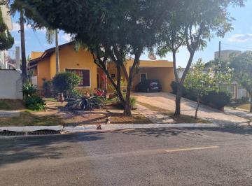 Casa · 250m² · 3 Quartos · 4 Vagas · Casa de Condomínio para venda em Condomínio Terras De Vinhedo de 250.00m² com 3 Quartos, 3 Suites e 