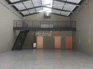 Comercial · 300m² · Galpão / Depósito / Armazém para alugar em Jardim Iv Centenário de 300.00m²