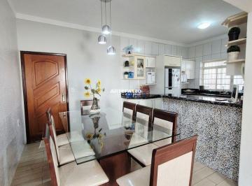 Casa · 169m² · 4 Quartos · 2 Vagas · Casa para venda em Vila Nossa Senhora Das Graças de 169.00m² com 4 Quartos, 1 Suite e 2 Garagens