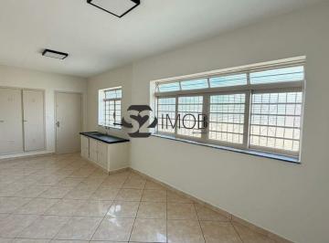 Casa · 263m² · 4 Quartos · 3 Vagas · Casa para alugar em Centro de 263.00m² com 4 Quartos, 1 Suite e 3 Garagens