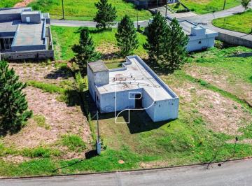Casa · 137m² · 3 Quartos · 4 Vagas · Casa de Condomínio para venda em Granja Viana de 137.00m² com 3 Quartos, 1 Suite e 4 Garagens