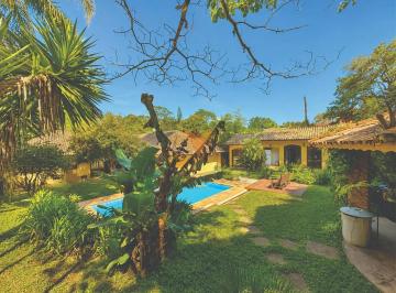 Casa · 302m² · 5 Quartos · 6 Vagas · Casa para venda em Jardim Colibri de 302.24m² com 5 Quartos, 3 Suites e 6 Garagens