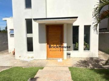 74db933d16e34a1384c113c11a3bd29b9997aaa9 · Casa com 3 dormitórios à venda, 119 m² por R$ 650.000 - Canguera - São Roque/SP