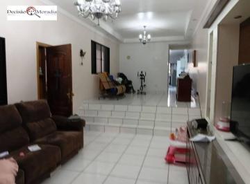 2a86d98a827c7226e77317727cfb4b24a7e9f9ab · Sobrado Amplo com 3 Dormitórios, Edícula Completa e Excelente Localização na Região do Rio Pequeno