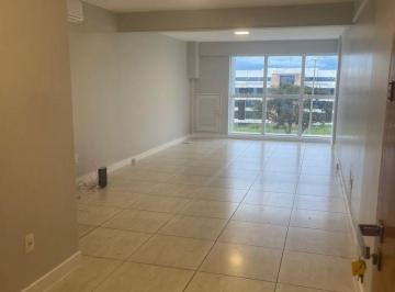 vudagsa2owm2oge2ymi0zmyx_md · Excelente Sala Comercial | Platinum Office | Plano Piloto