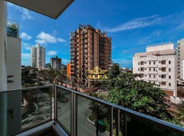 a55b331891752d1db4f2d3e2ba04be955b73c0ce · Apartamento com sacada e 3 dormitórios na Praia da Enseada – Alfa Imóveis Guarujá