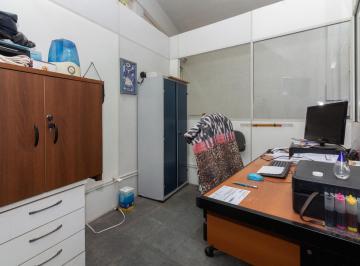 DSC_20260611_185348_000.jpeg · Atraente sobrado para venda em Jardim Pinheiros com 3 quartos, sendo 3 suítes, 247m² - leilaricci#V5