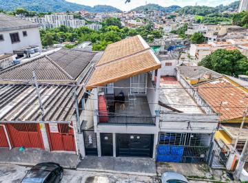1c50374f-05aa-433b-921f-3b397fd14fa7 · Deslumbrante casa para venda em Jardim Santa Mônica com 6 quartos, 90m²