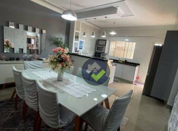 f5a099a1183419875c8bbb713df18d0ef95c1c42 · Casa com 3 dormitórios à venda, 190 m² por R$ 520.000,00 - Centro - Macatuba/SP
