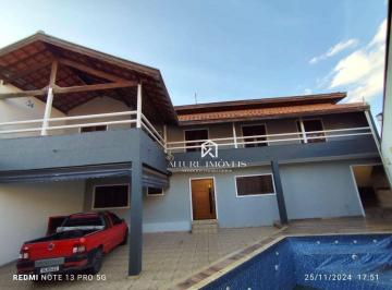 9798fdbd5fbb416ebb3db9fff737e41b13b24d83 · Casa com 3 dormitórios à venda, 350 m² por R$ 850.000,00 - Borda da Mata - Caçapava/SP
