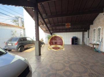 c0a374971d0057720e2bf0de2c479819ac65a830 · Casa Ampla com Piscina, Área Gourmet e Garagem para 6 Carros