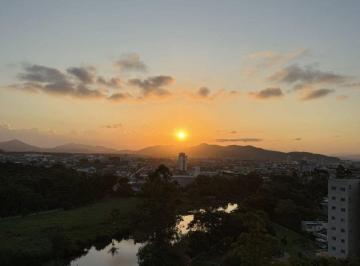 Apartamento de 1 quarto, Itajaí · Excelente oportunidade no bairro Dom Bosco em Itajaí! Prédio entregue apenas um ano !