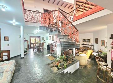 Casa · 450m² · 4 Quartos · 5 Vagas · Oportunidade na Vila São Francisco | Casa 450m² | Terreno Amplo 850m²