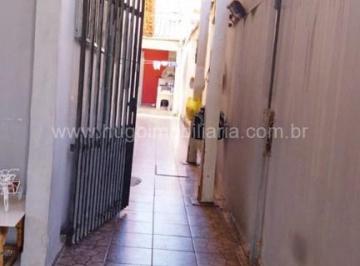 Casa · 111m² · 4 Quartos · 2 Vagas · 3 dormitórios,1 suíte !