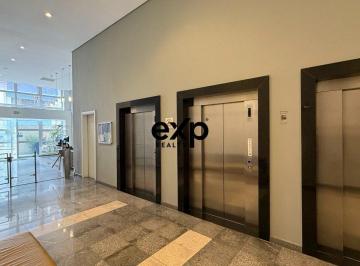 Apartamento · 28m² · 1 Quarto · Studio no Living Smart Curitiba | Ideal para Airbnb e Short Stay | 9º Andar com Vista para o Pôr do