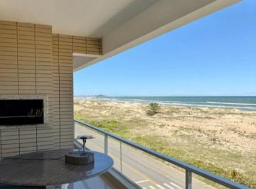 Apartamento de 3 quartos, Laguna · Apto ba praia do gi laguna sc