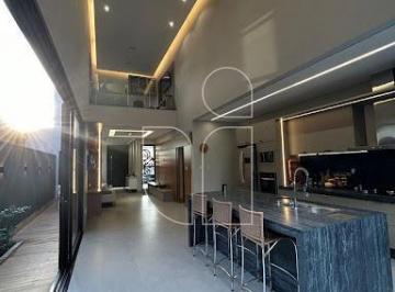 Casa · 215m² · 3 Quartos · 2 Vagas · Casa em Condomínio em Jardim Flamingo - Marília, SP