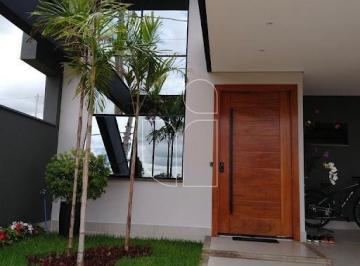 Casa · 210m² · 3 Quartos · 4 Vagas · Casa em Condomínio em Jardim Esmeralda - Marília, SP