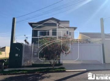 Casa · 260m² · 3 Quartos · 4 Vagas · Sobrado em Parque das Esmeraldas - Marília, SP