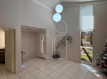 Casa · 220m² · 4 Quartos · 2 Vagas · Casa em Jardim Maria Izabel - Marília, SP