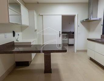 Casa · 350m² · 3 Quartos · 4 Vagas · Casa em Condomínio em Parque das Esmeraldas - Marília, SP