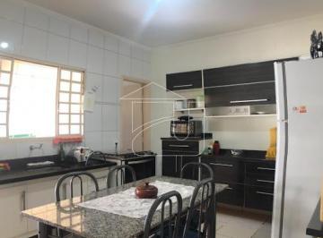 Casa · 80m² · 3 Quartos · 2 Vagas · Casa em Marília  -  Marília