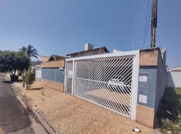 Casa · 360m² · 3 Quartos · Casa em Jardim Sao Domingos - Marília, SP