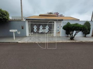 Casa · 139m² · 3 Quartos · 3 Vagas · Casa em Jardim Colibri -Marilia, com 3 quartos sendo 1 suite, escritorio, sala e