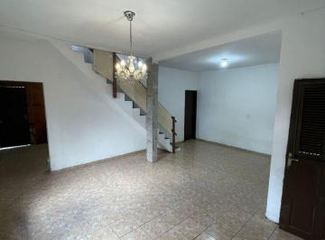 Casa de 4 quartos, São Luís · Casa para Alugar no Anil com 4 Quartos e 3 Suítes