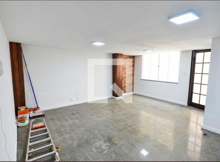 Foto do imóvel - Casa com 4 quartos na Tijuca disponível para compra