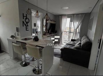 Apartamento · 42m² · 2 Quartos · 1 Vaga · 2 Dorms Reformado com Sacada e Vista Livre – Pronto para Morar