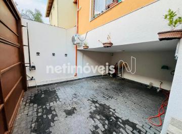 Casa · 96m² · 3 Quartos · 2 Vagas · Ótima casa com entrada individual à venda!