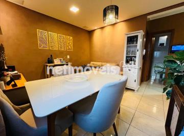 Casa · 96m² · 3 Quartos · 2 Vagas · Ótima casa com entrada individual à venda!