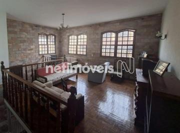Casa · 300m² · 4 Quartos · 1 Vaga · Casa com 4 quartos, suíte com hidromassagem, mezanino e potencial para área gourmet no Renascença