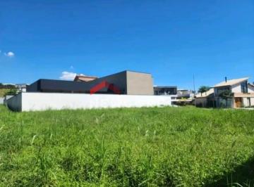 Terreno · 600m² · Lote em condomínio em Rua Hugo de Araujo Freire - Condomínio Residencial Colinas do Paratehy - São