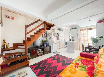 Casa · 120m² · 3 Quartos · 2 Vagas · Credito Real Pontal, apresenta bela casa de condomínio localizada no bairro Tristeza.