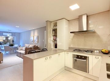 Apartamento · 93m² · 3 Quartos · Apartamento à venda, 3 dormitórios , todo reformando, 1 quadra do Parcão no Moinhos de Vento - Porto