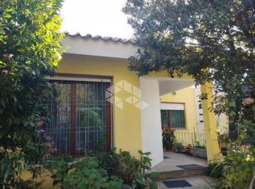 Casa · 237m² · 3 Quartos · 2 Vagas · Casa sobrado à venda 4 quartos, 3 vagas no bairro Vila Ipiranga, em Porto Alegre.