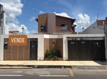 Casa de 3 quartos, Feira de Santana · CASA NO BAIRRO BRASILIA EM FEIRA DE SANTANA PRÓXIMO DAS AVENIDAS JOAO DURVAL E PRESIDENTE DUTRA