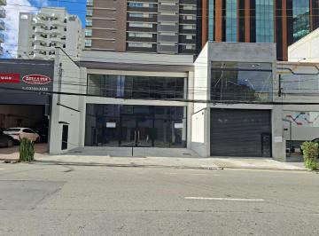 Comercial · 560m² · 3 Vagas · Loja na Alameda dos Maracatins, N. 1109 - 1115 • 560 m²