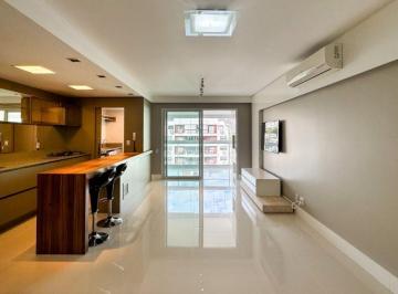 Apartamento de 2 quartos, Florianópolis · Apartamento a venda a poucos metros Beira Mar Norte 2 suítes