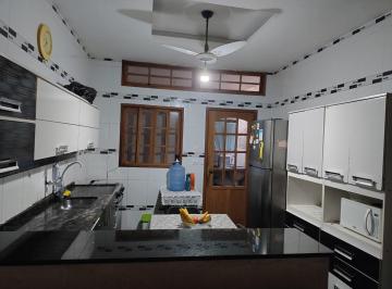 Casa de 5 quartos, Rio de Janeiro · Oportunidade na Barra da Tijuca - Excelente potencial para comércio.