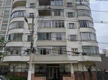 Apartamento · 111m² · 2 Quartos · Apartamento reformado em excelente localização na Vila Mariana